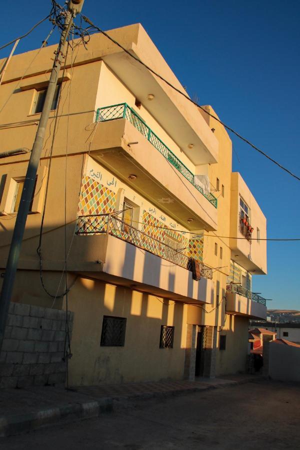 Petra Family House Panzió Kültér fotó