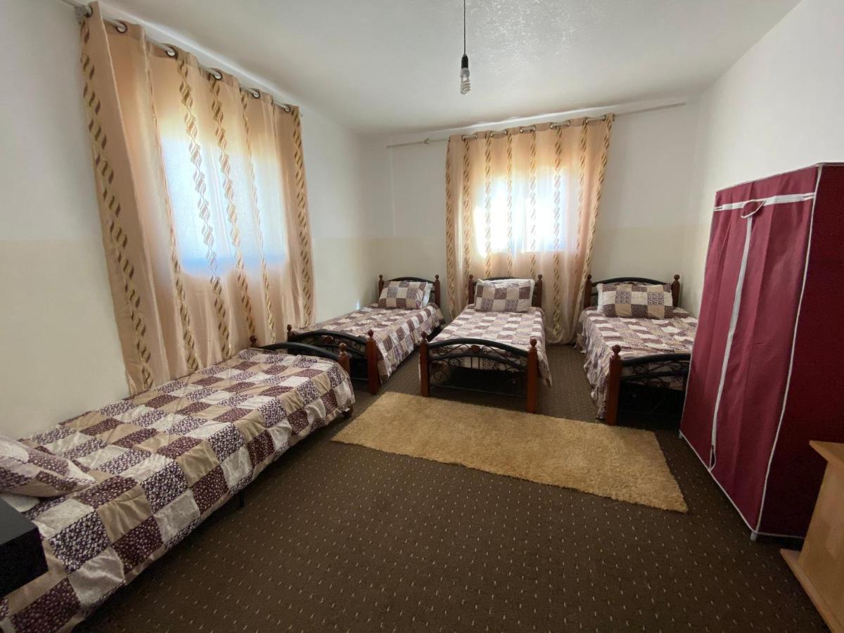Petra Family House Panzió Kültér fotó